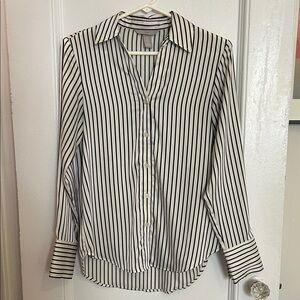 H&M Black and White Striped Button-Up Shirt (xs)